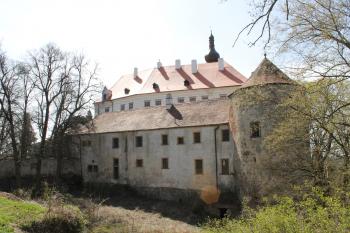 zámek Náměšť nad Oslavou (© Vlastislav Mareček, 04/2015)