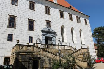 zámek Náměšť nad Oslavou (© Vlastislav Mareček, 04/2015)