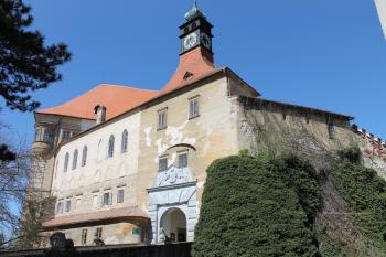 zámek Náměšť nad Oslavou (© Vlastislav Mareček, 04/2015)