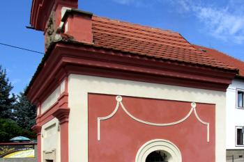 Kaple Nejsvětější Trojice v děčínské čtvrti Nebočady (© Pavel Vítek 08/2016)