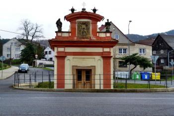 Kaple Nejsvětější Trojice (Nebočady) ( © František Kinař 05/2017)