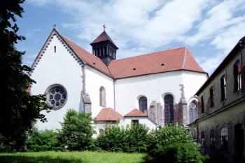  (© 2002 Jiří Čížek)