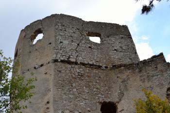 Hrad Emmerberg (© Radoslav Malovec, 10/2013)