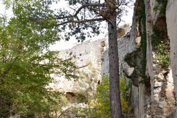 Hrad Emmerberg (© Radoslav Malovec, 10/2013)