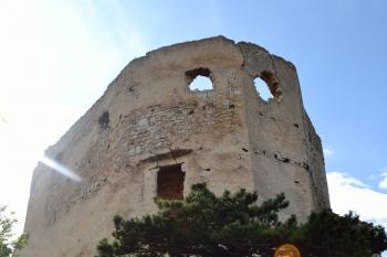 Hrad Emmerberg (© Radoslav Malovec, 10/2013)