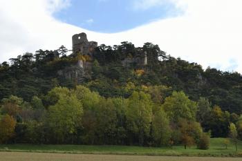 Hrad Emmerberg (© Radoslav Malovec, 10/2013)