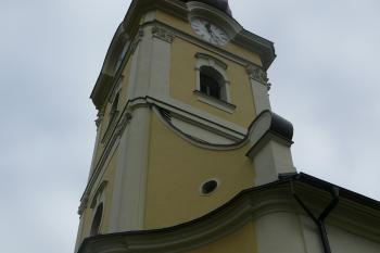 Kostel svatého Mikuláše v Porubě (© Martin Kovář, 10/2013)