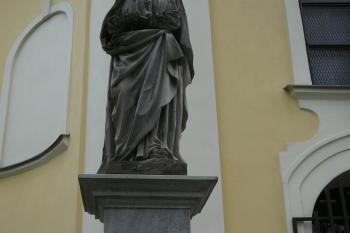Kostel svatého Mikuláše v Porubě (© Martin Kovář, 10/2013)