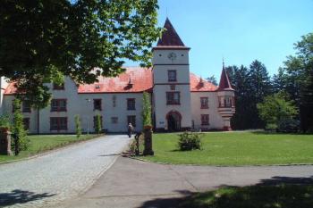 Zámek (© Zbyněk Michálek 05/2005)