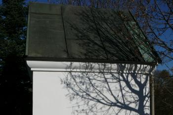 kaple v Lískovci boční pohled (© Martin Kovář, 11/2013)