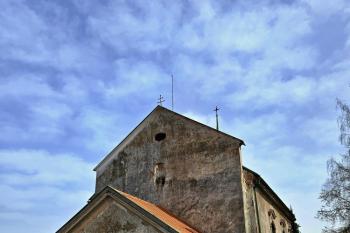 průčelí kostela (© Jan P. Štěpánek  04/2024)