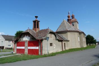 kostel sv. Josefa (© František Kinař, 08/2014)
