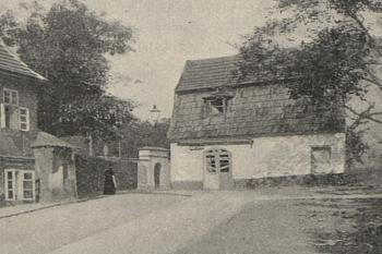 Jedová chýše, kolem roku 1900 (RUTH, František a Pavel KÖRBER. Kronika královské Prahy a obcí sousedních. V Praze: Pavel Körber, 1903. sv. 1 Dostupné také z: https://www.digitalniknihovna.cz/nkp/uuid/uuid:663a6cd0-50d2-11e9-abdc-5ef3fc9bb22f)