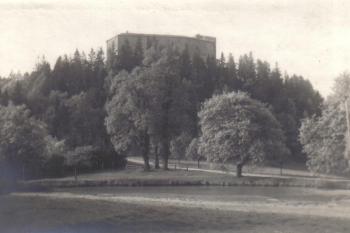Buchlov - fotografie z počátku 20.století (soukr.sbírka IvoR) (© ?)