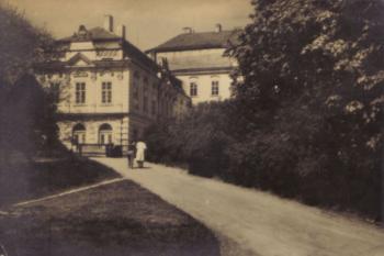 Lysá nad Labem - zámek - pohlednice orazítkovaná r. 1960 (© Orbis Praha)