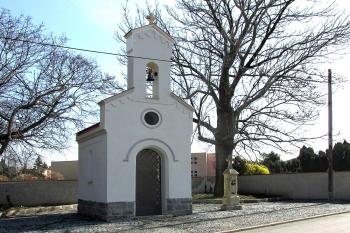 Kaplička v Kralupech nad Vltavou - Lobečku ( © Pavel Vítek 03/2014)