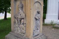kaple v parku