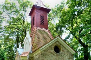 kostel Narození sv. Jana Křtitele (© František Kinař, 07/2016)