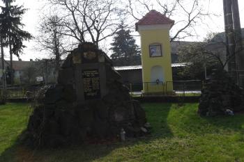  (© Ivo Rozehnal, 04/2014)