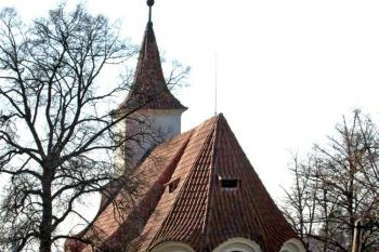 Kostel sv. Vojtěcha ve Sluhách (© Pavel Vítek 02/2014)