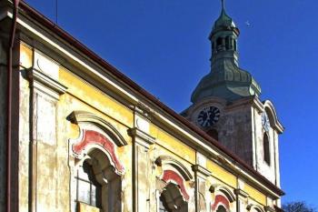 Kostel sv. Václava v Horních Krutech (© Pavel Vítek 02/2014)