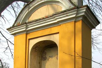 Kaple Nejsvětější Trojice ve Velvarech, osada Radovič ( © Pavel Vítek 04/2014)