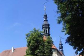 Františkánský klášter Kadaň (2003 ©Hana Kubikova)