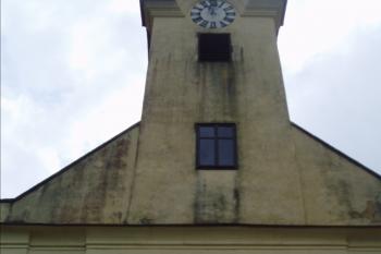 Průčelí kostela (© Filip Zajíc, 05/2014)