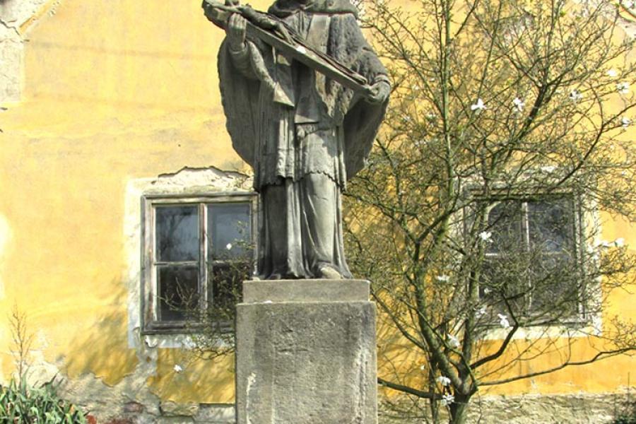 socha sv. Jana Nepomuckého
