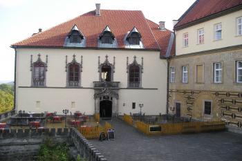 zámek Hrubá Skála (© Vlastislav Mareček, 09/2009)