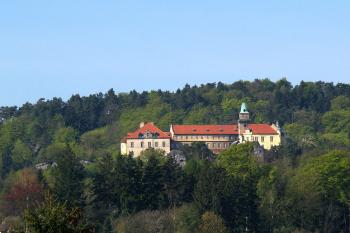 Hrubá Skála ( © Radovan Smokoň 04/2007)