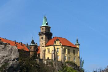 Hrubá Skála ( © Radovan Smokoň 04/2007)