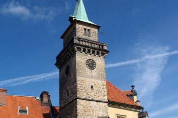Hrubá Skála ( © Radovan Smokoň 04/2007)