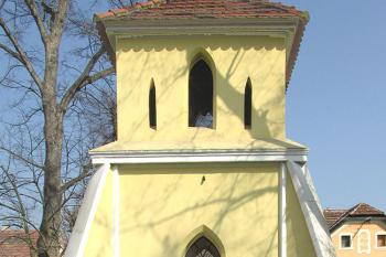 Kaple sv. Ondřeje v Obříství - Dušníkách ( © Pavel Vítek 04/2014)