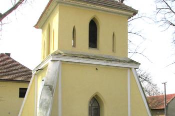 Kaple sv. Ondřeje v Obříství - Dušníkách ( © Pavel Vítek 04/2014)