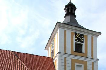 Kostel Narození Panny Marie v Kostelci nad Vltavou ( © Pavel Vítek 06/2014)