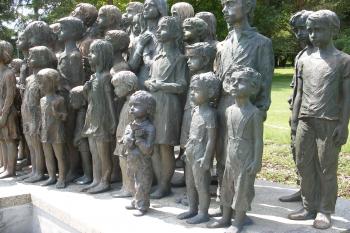 Lidice - pomník dětí (© Jiří Špaček 07/2017)