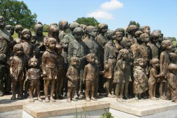 Lidice - pomník dětí (© Jiří Špaček 07/2017)