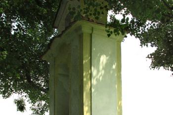 Kaplička sv. Jana nad Lešanama u Nelahozevsi ( © Pavel Vítek 06/2014)