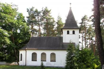 Kaple sv. Prokopa na Lesním hřbitově u Provodína ( © Pavel Vítek 07/2014)