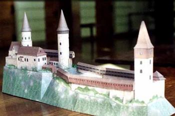 papírový model ( © http://www.e-papermodels.com)