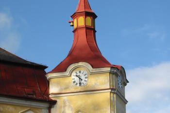 detail nárožní věže (© D Dohňanský, 04/2016)