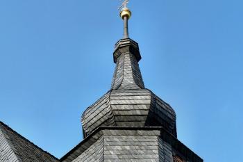 Kostel Všech svatých (Bratrušov) ( © František Kinař 05/2017)