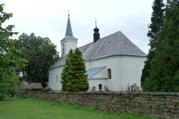 Kostel svatého Mikuláše (© František Kinař, 08/2014)