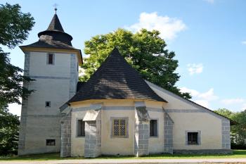 kostel od východu (© Pavel Zany Komárek 11. 9. 2016)