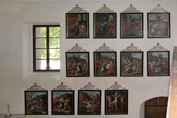 barokní křížová cesta na jižní stěně lodi (© Pavel Zany Komárek 11. 9. 2016)