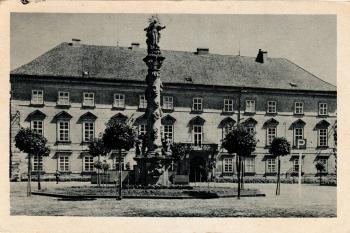  (© Pavel P. 11/2025)