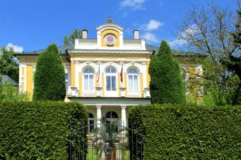 Fara ve Františkových Lázních (© Pavel Vítek 05/2014)