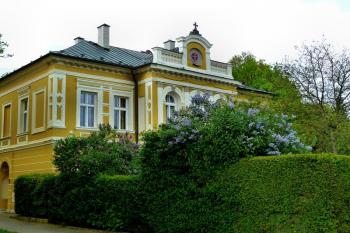 fara ( © František Kinař 05/2017)