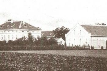 Červený dvůr od severozápadu ( Johann Gustav Richter, 1870.)